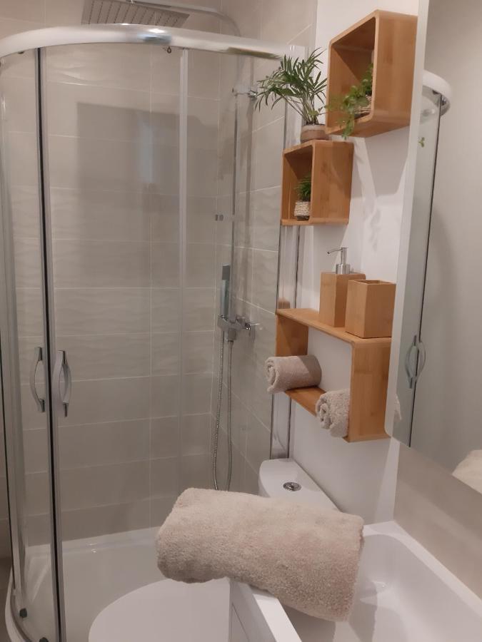 La Casita Serignanaise - Apt T2 - Clim - Jardin Bed & Breakfast Eksteriør bilde